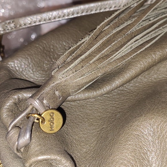HOBO Crossbody Olive Green - Picture 3 of 8